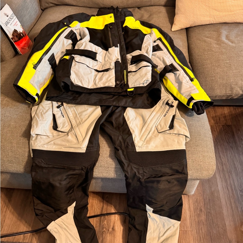 Black and Yellow Motorcycle Jacket and Pants
